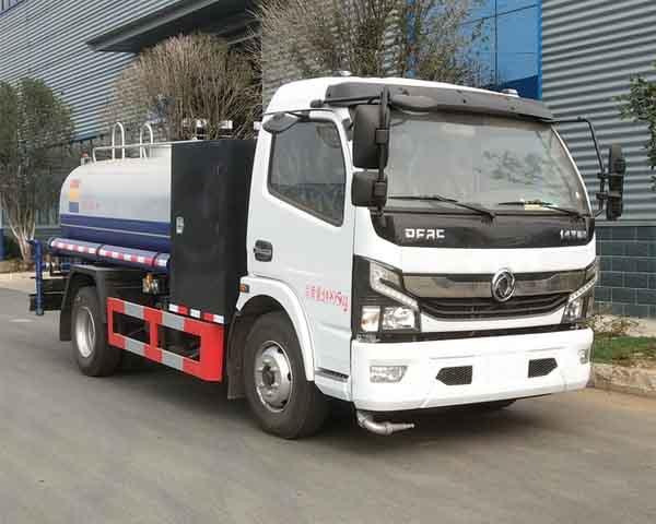 東風凱普特5方純電動多功能綠化噴灑車